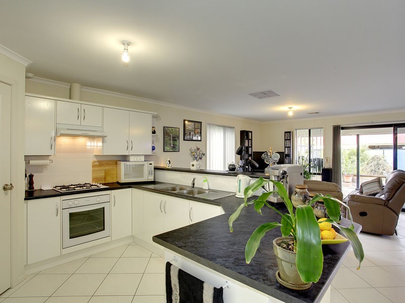 9A Gosfield Crescent, Hampstead Gardens SA 5086