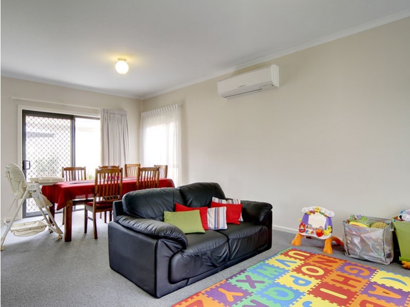 11 Sylvia Street, Blair Athol SA 5084