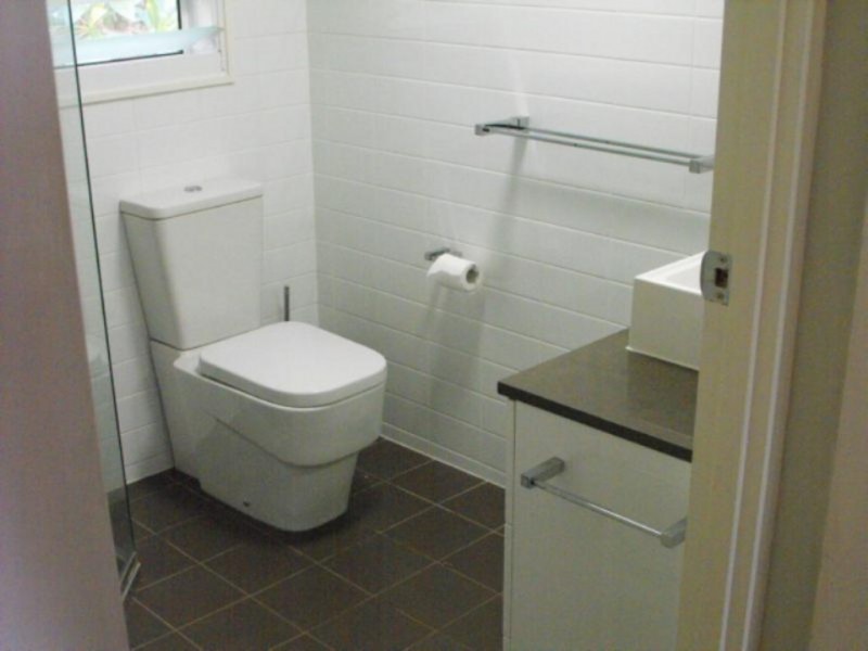 Holland Park QLD 4121