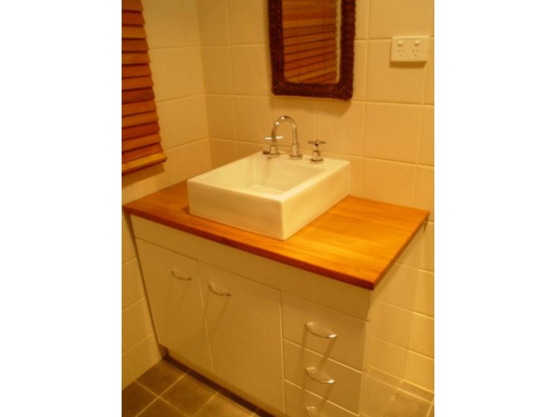 372 Nursery Road, Holland Park QLD 4121