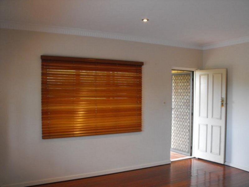 372 Nursery Road, Holland Park QLD 4121