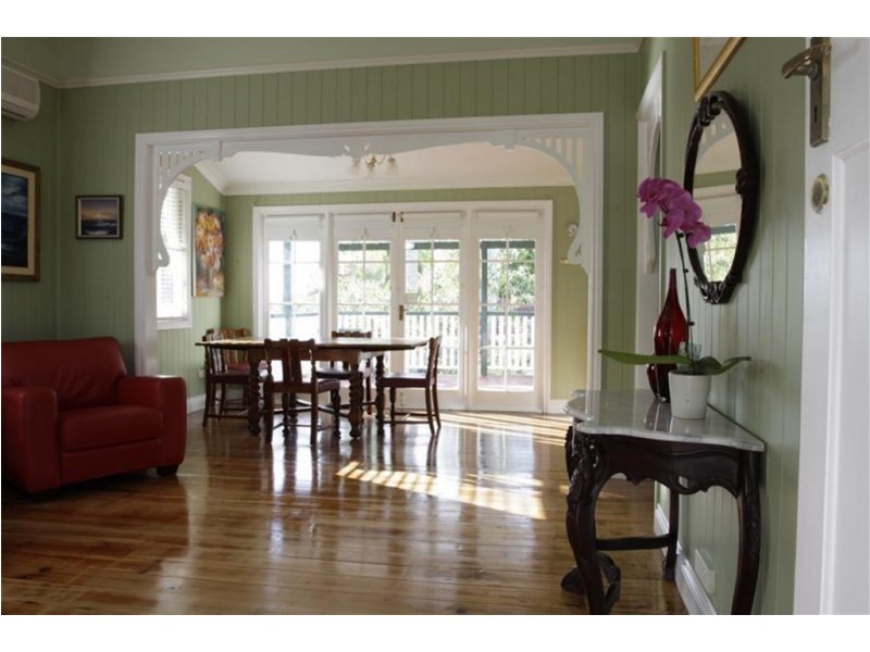 148 Oates Avenue, Holland Park QLD 4121