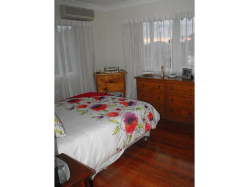 11 Hyslop Street, Moorooka QLD 4105