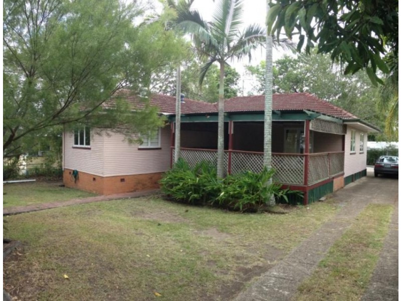 72 Cradock Street, Holland Park QLD 4121