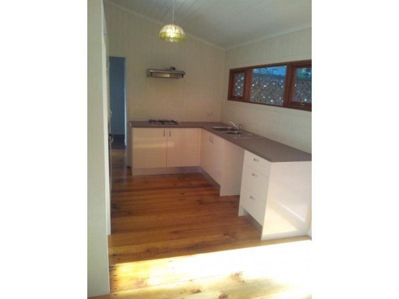 10 Love, Holland Park QLD 4121