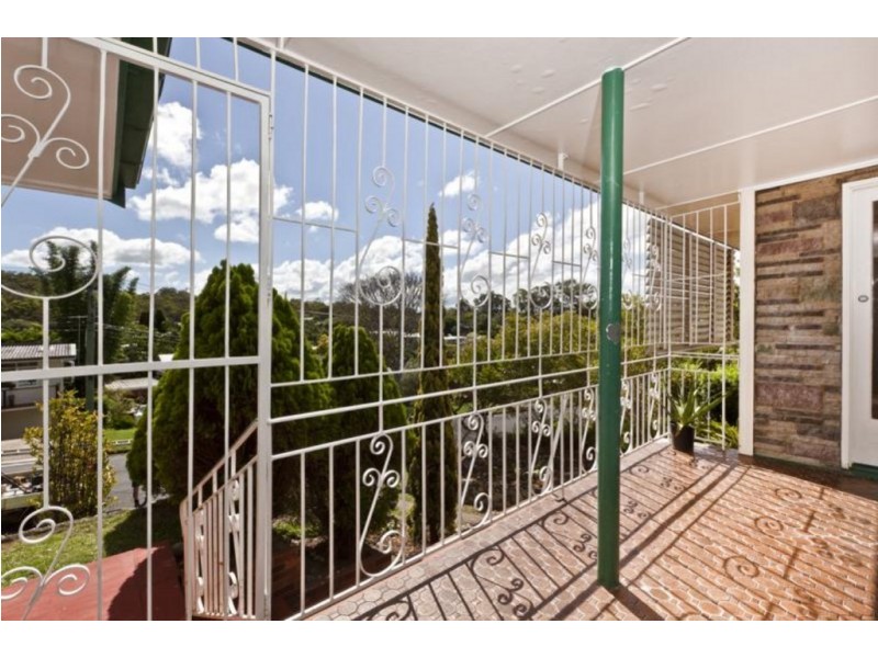 17 Wunulla Street, Mount Gravatt East QLD 4122