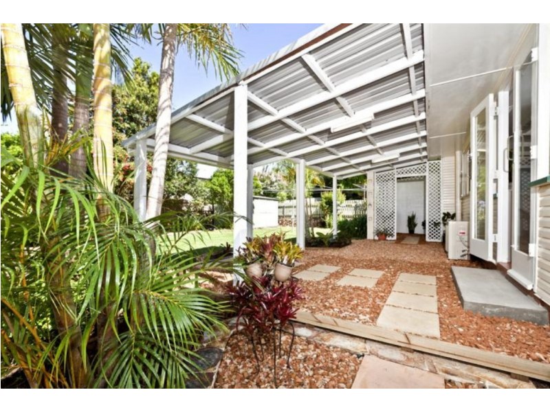 17 Wunulla Street, Mount Gravatt East QLD 4122