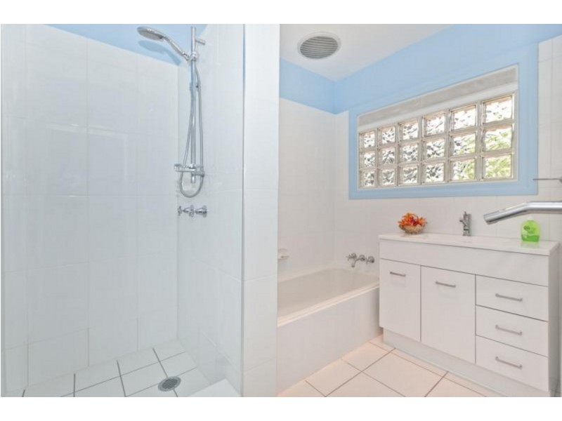 17 Wunulla Street, Mount Gravatt East QLD 4122