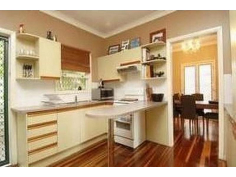 141 Arnold Street, Holland Park QLD 4121