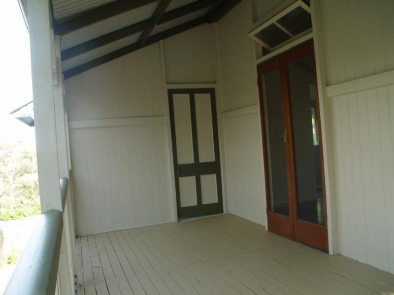 50 Turquoise Street, Holland Park QLD 4121