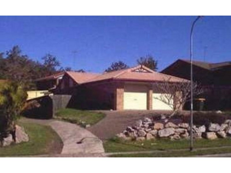 33 Wyncroft St, Holland Park QLD 4121