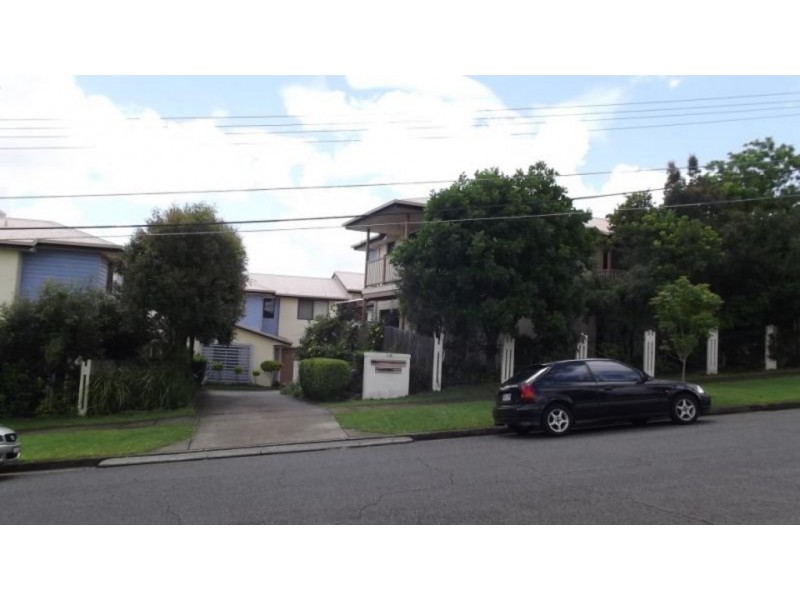 4/10 Rolle Street, Holland Park West QLD 4121