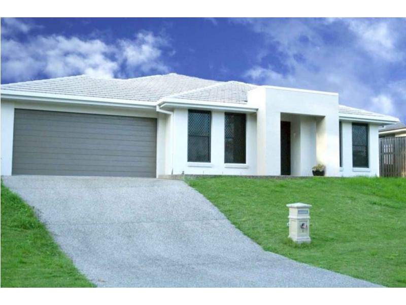 8 Adelong Close, Upper Coomera QLD 4209