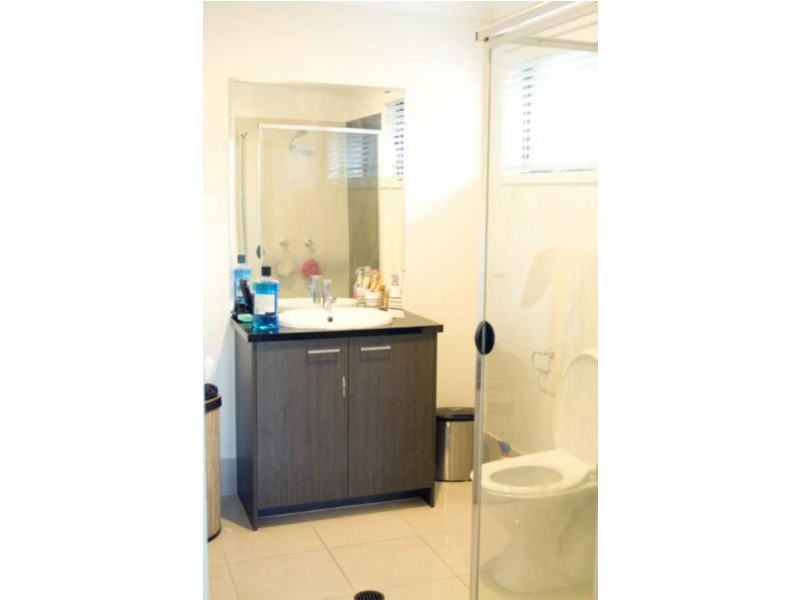 8 Adelong Close, Upper Coomera QLD 4209