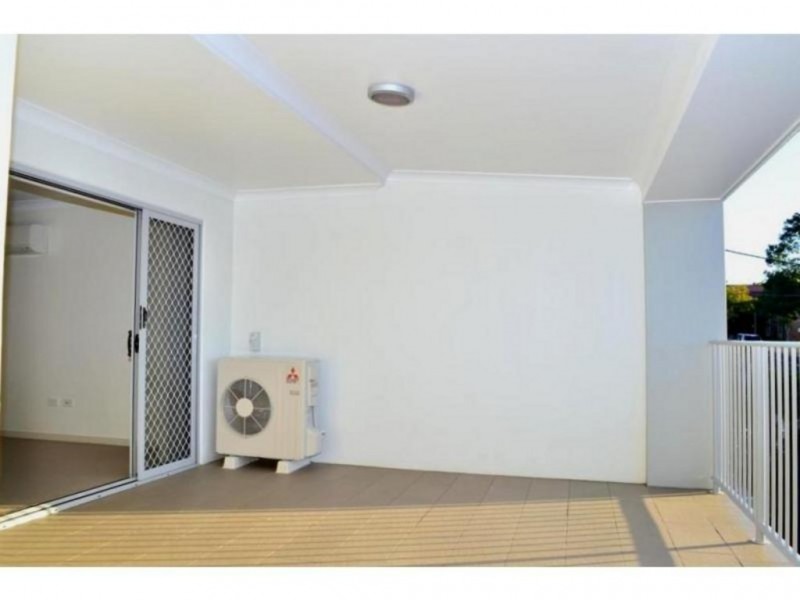 Holland Park QLD 4121