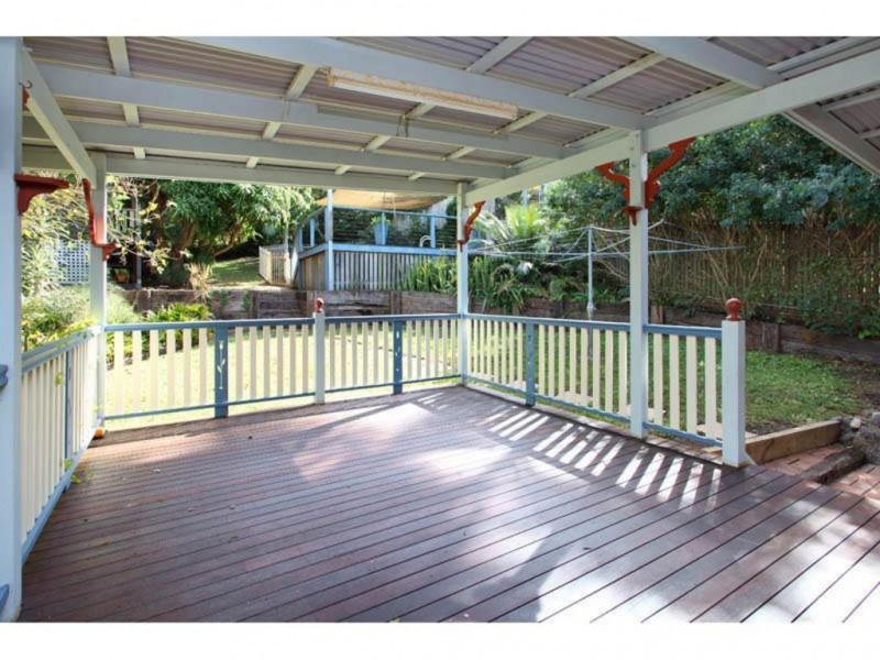 32 Abbotsleigh Street, Holland Park QLD 4121