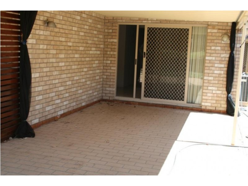 10 Dobbie Street, Holland Park QLD 4121