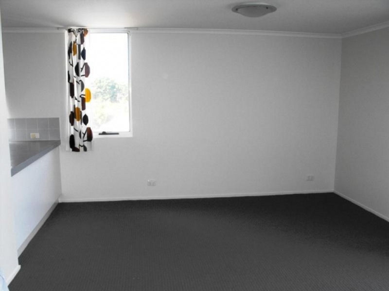 5/30 Walter Street, Holland Park West QLD 4121