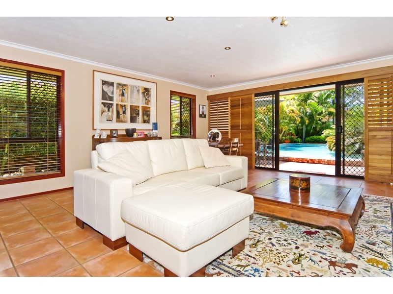 100 Campbell Street, Sorrento QLD 4217