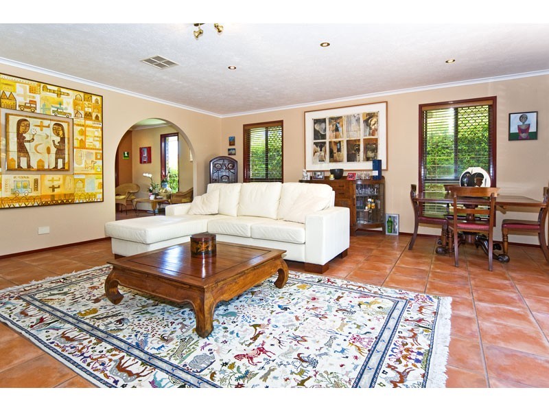 100 Campbell Street, Sorrento QLD 4217