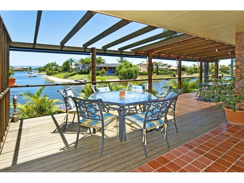 100 Campbell Street, Sorrento QLD 4217