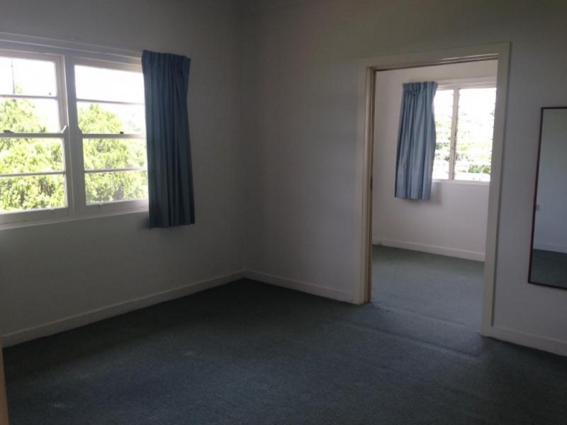 741 Cavendish Road, Holland Park QLD 4121