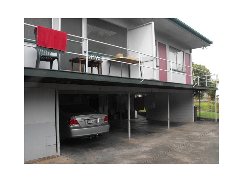 43 Holland Road, Holland Park QLD 4121