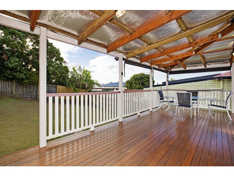 87 Peach Street, Greenslopes QLD 4120