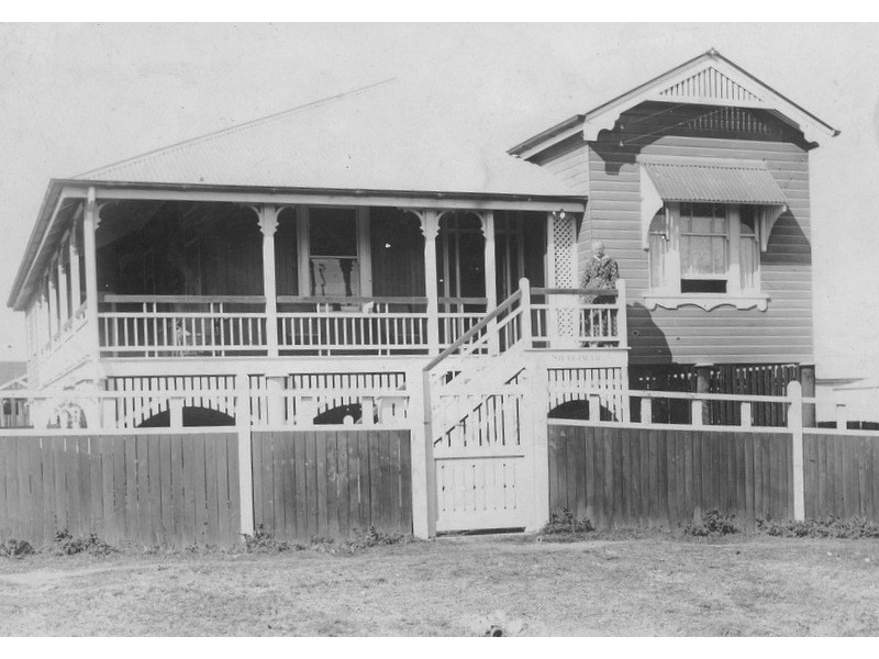 11 Douglas Street, Greenslopes QLD 4120