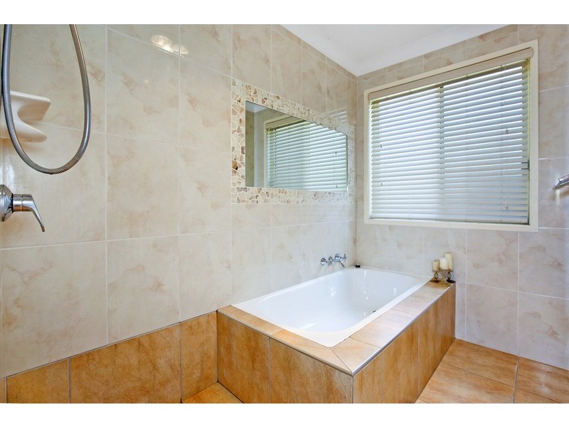 1 Camdre, Cleveland QLD 4163
