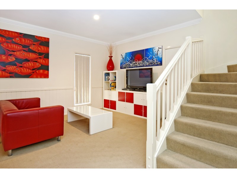 2/18 Carntynne Street, Morningside QLD 4170