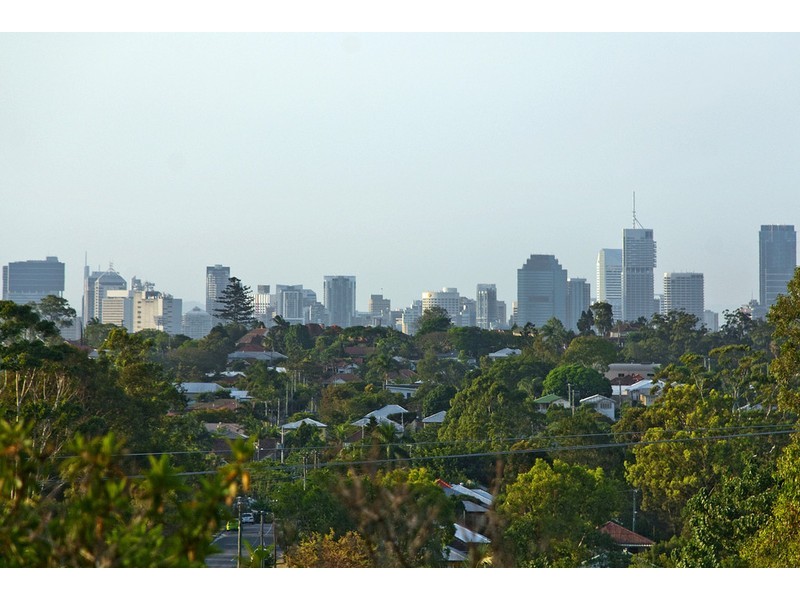 19 Crest Street, Mount Gravatt East QLD 4122