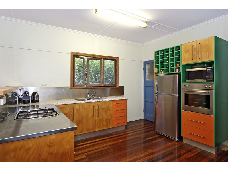 19 Crest Street, Mount Gravatt East QLD 4122