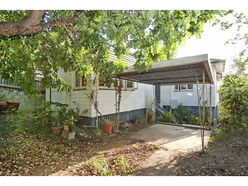 19 Crest Street, Mount Gravatt East QLD 4122