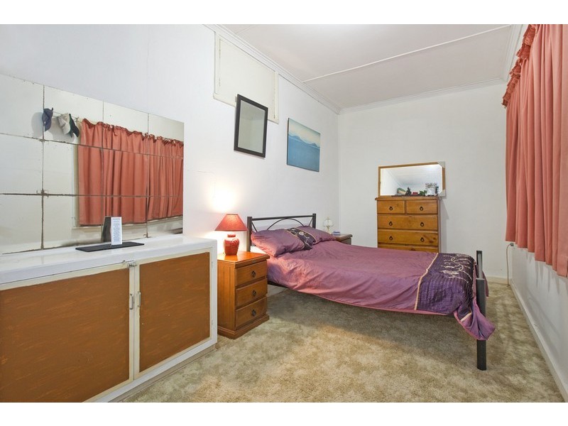 100 AB Passage Street, Cleveland QLD 4163