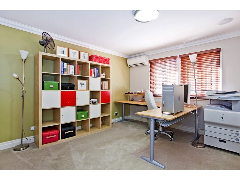 46 Lewis Street, Camp Hill QLD 4152