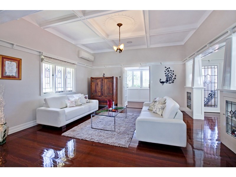 46 Lewis Street, Camp Hill QLD 4152