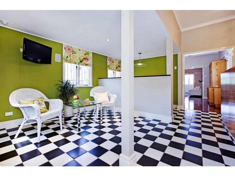 46 Lewis Street, Camp Hill QLD 4152