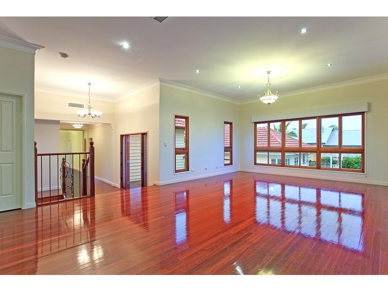 64 Halland Terrace, Camp Hill QLD 4152