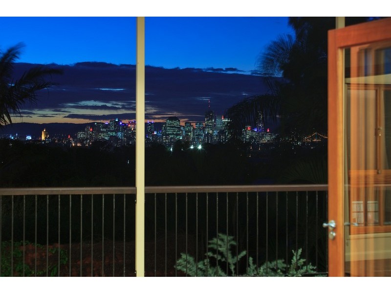 64 Halland Terrace, Camp Hill QLD 4152