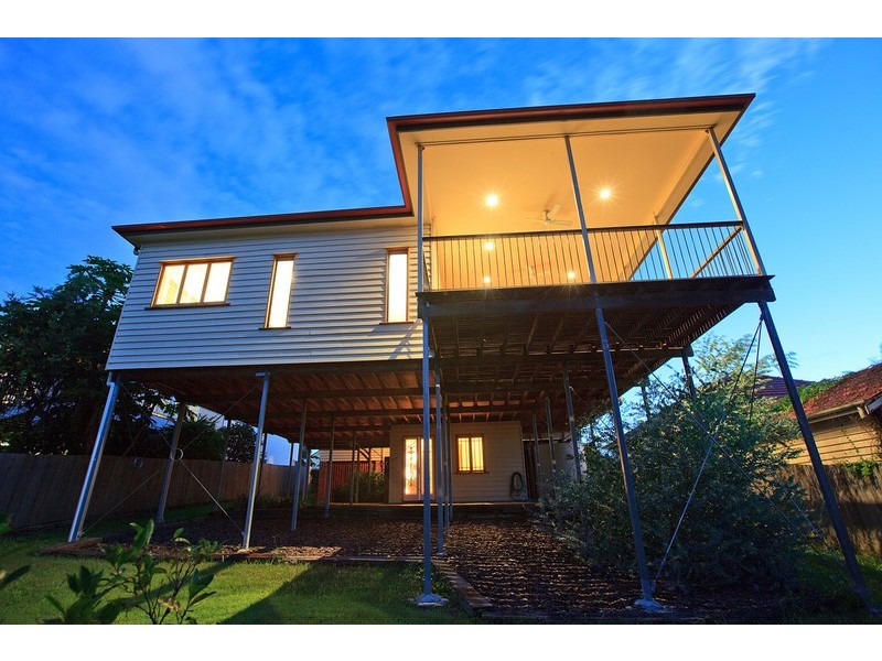 64 Halland Terrace, Camp Hill QLD 4152