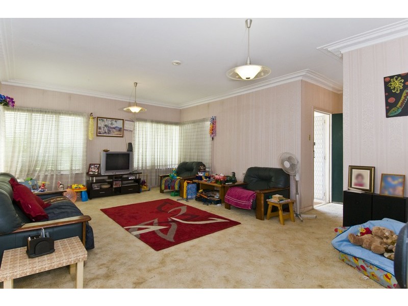 50 Elgar Street, Holland Park QLD 4121