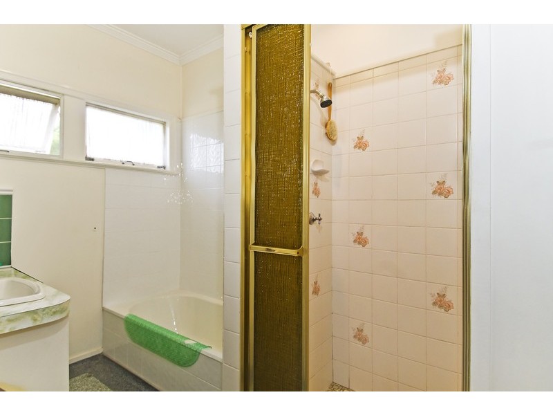 50 Elgar Street, Holland Park QLD 4121