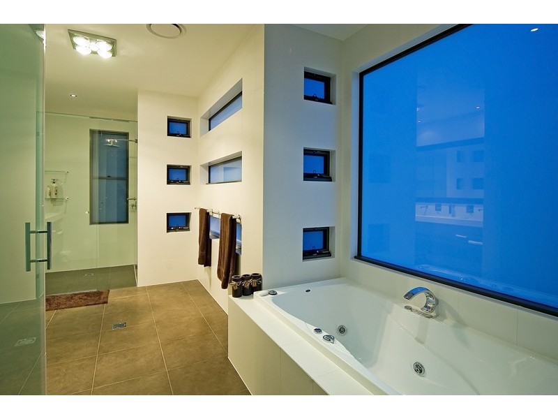 4711 The Parkway, Sanctuary Cove QLD 4212