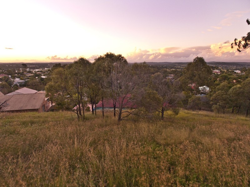 5 WEBSTER TERRACE, Edens Landing QLD 4207