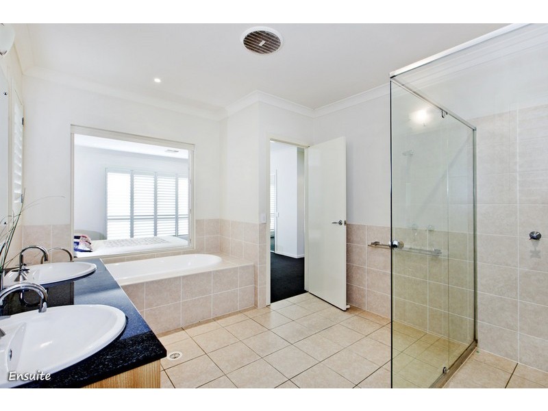 34 Oceanis Drive, Oxenford QLD 4210