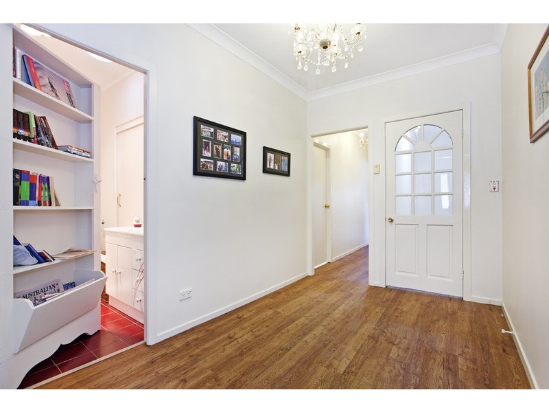 29 Galsworthy Street, Holland Park West QLD 4121