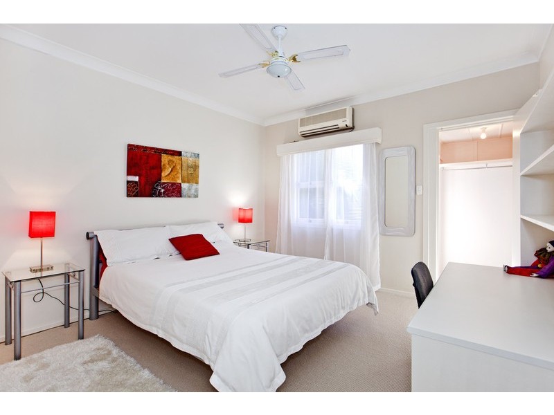 29 Galsworthy Street, Holland Park West QLD 4121