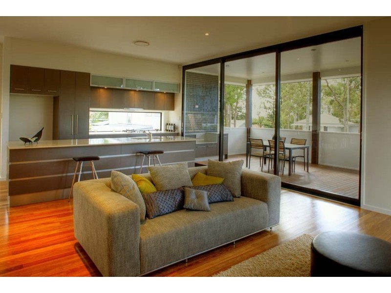 16 Andrew Avenue, Tarragindi QLD 4121