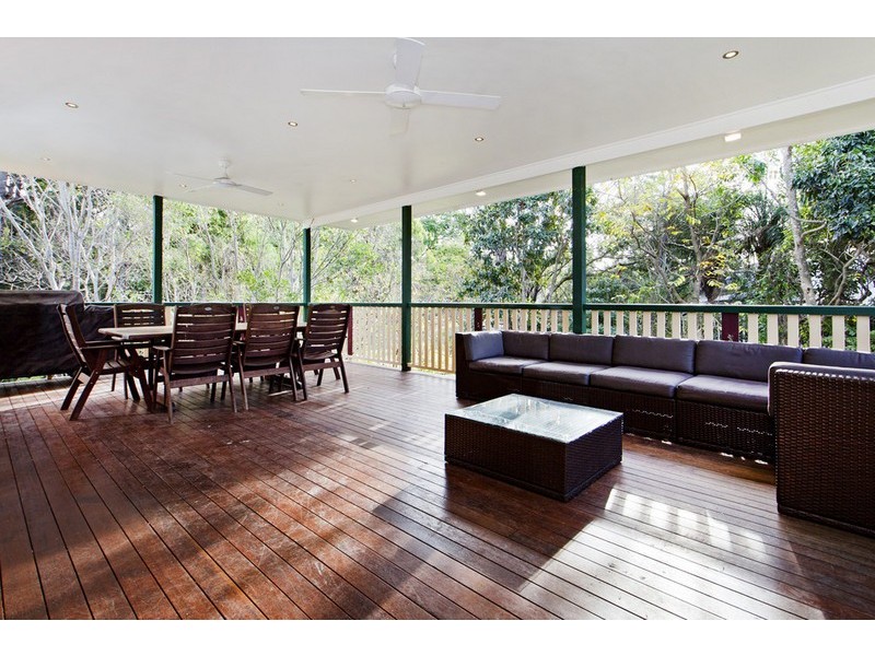 39 Palm Avenue, Holland Park West QLD 4121